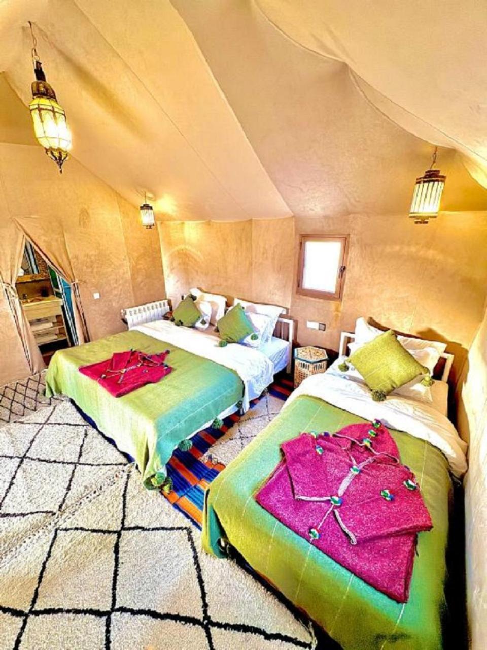 ホテル Mirage Luxury Camp メルズーガ エクステリア 写真
